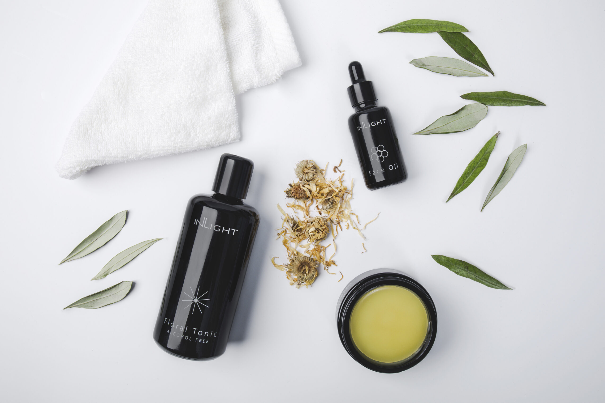 Routine skincare essenziale Inlight